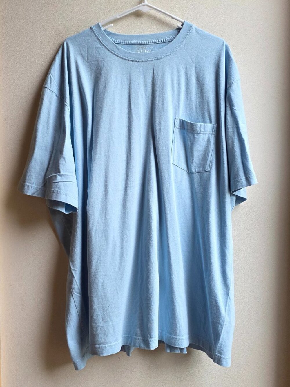 NWOT L.L. Bean Light Blue Traditional Fit Pocket T-Shirt Size XXXL